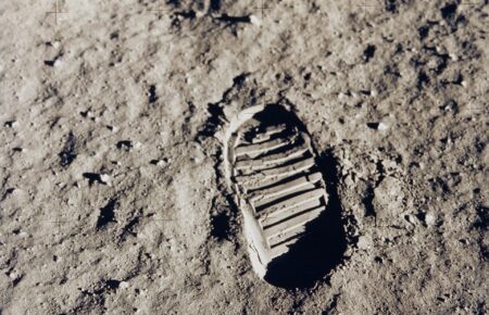 Apollo footprint moon